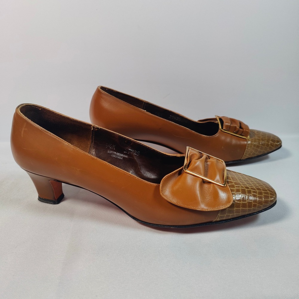 Vive Jacques VTG 60s Buckle Kitten Heels Leather Croc Pilgrim Victorian 9.5M